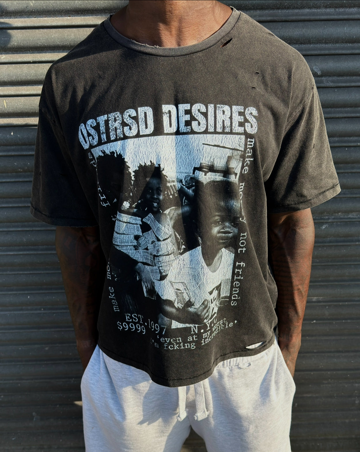MAKE MONEY NOT FRIENDS TEE - Washed Black
